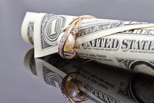 3 Easy Ways to Get Money by Selling Jewelry